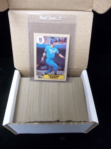 1987 Topps Bb- #400 George Brett, Royals- A 300-Count Box Full