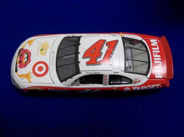 2002 Action NASCAR Racing 1:24 Die-Cast- #41 Dodge Intrepid/ Target The Muppet Show 25th Jimmy Spencer