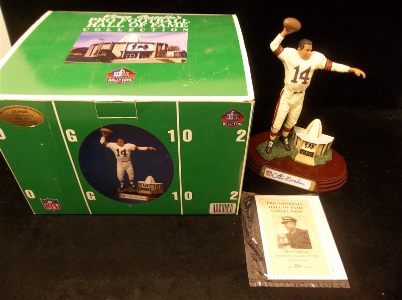 1999 Otto Graham Signed Vince Costello’s Pro Football Hall of Fame Collection Figurine- #840/4,900