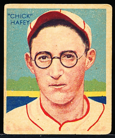 1934-36 Diamond Stars Bb- #18 Chick Hafey, Reds- 1935 green back.