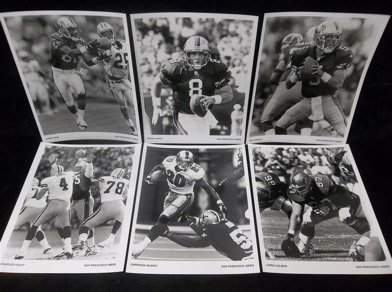 1999 San Francisco 49ers 8x10” B & W Team Issued Glossy Photos In Original Mailer Envelope- 14 Diff.