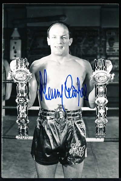 Autographed Henry Cooper Boxing B/W 4” x 6” B/W Photo