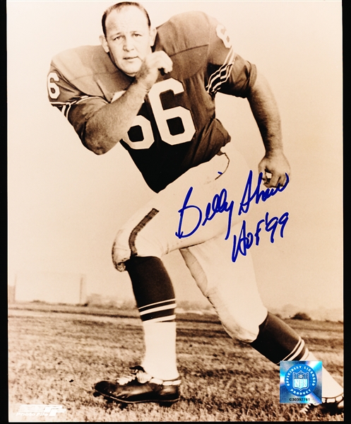 Autographed Billy Shaw Buffalo Bills NFL B/W 8” x 10” Photo