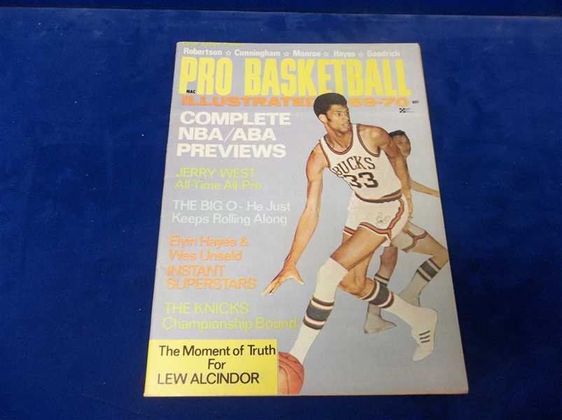 1969-70 Pro Basketball Illustrated- Lew Alcindor, Bucks Cover