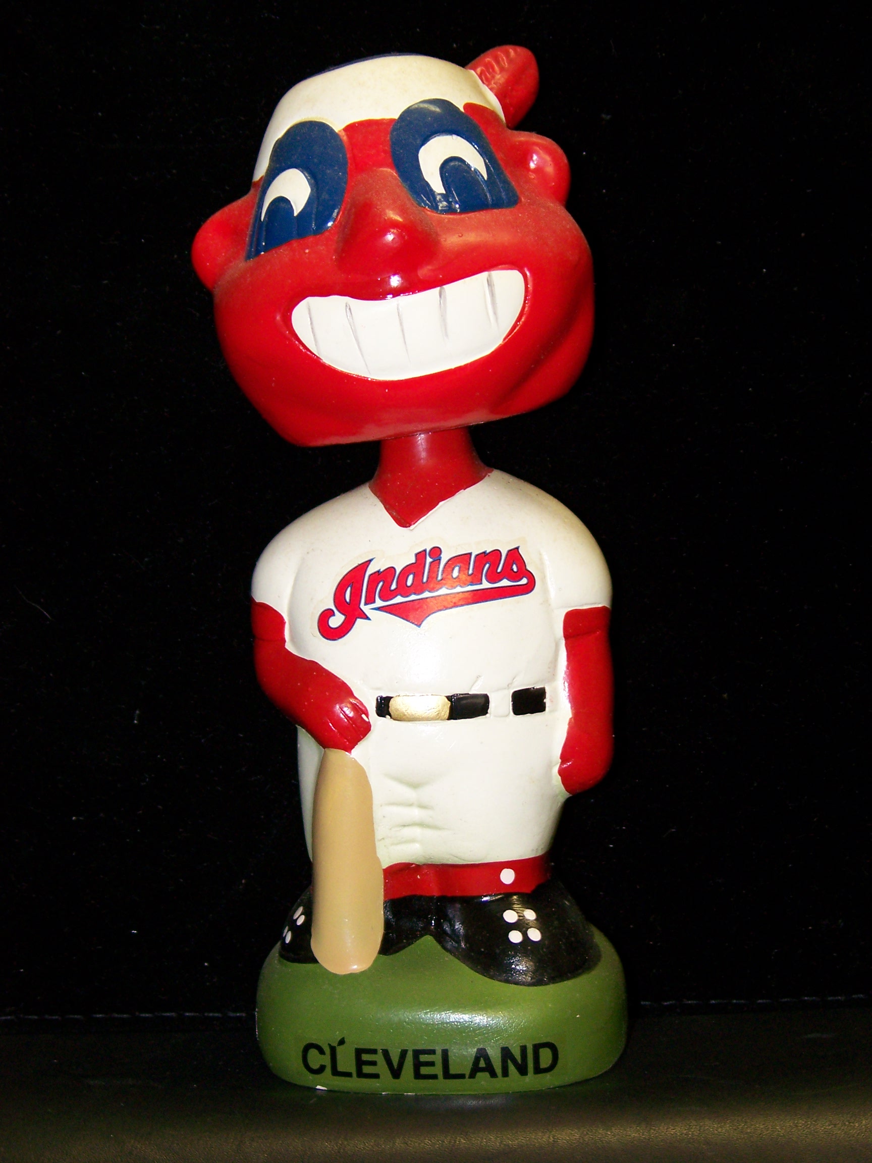 Lot Detail - 1996 TEI MLB Ceramic Bobble Head- Cleveland Indians