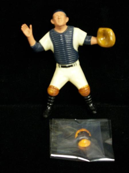 1960-63 Hartland Statues- Yogi Berra, Yankees