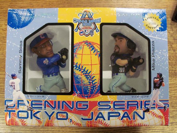 Lot Detail - 2000 A & S Ltd. Japan MLB “Opening Series” Cubs vs