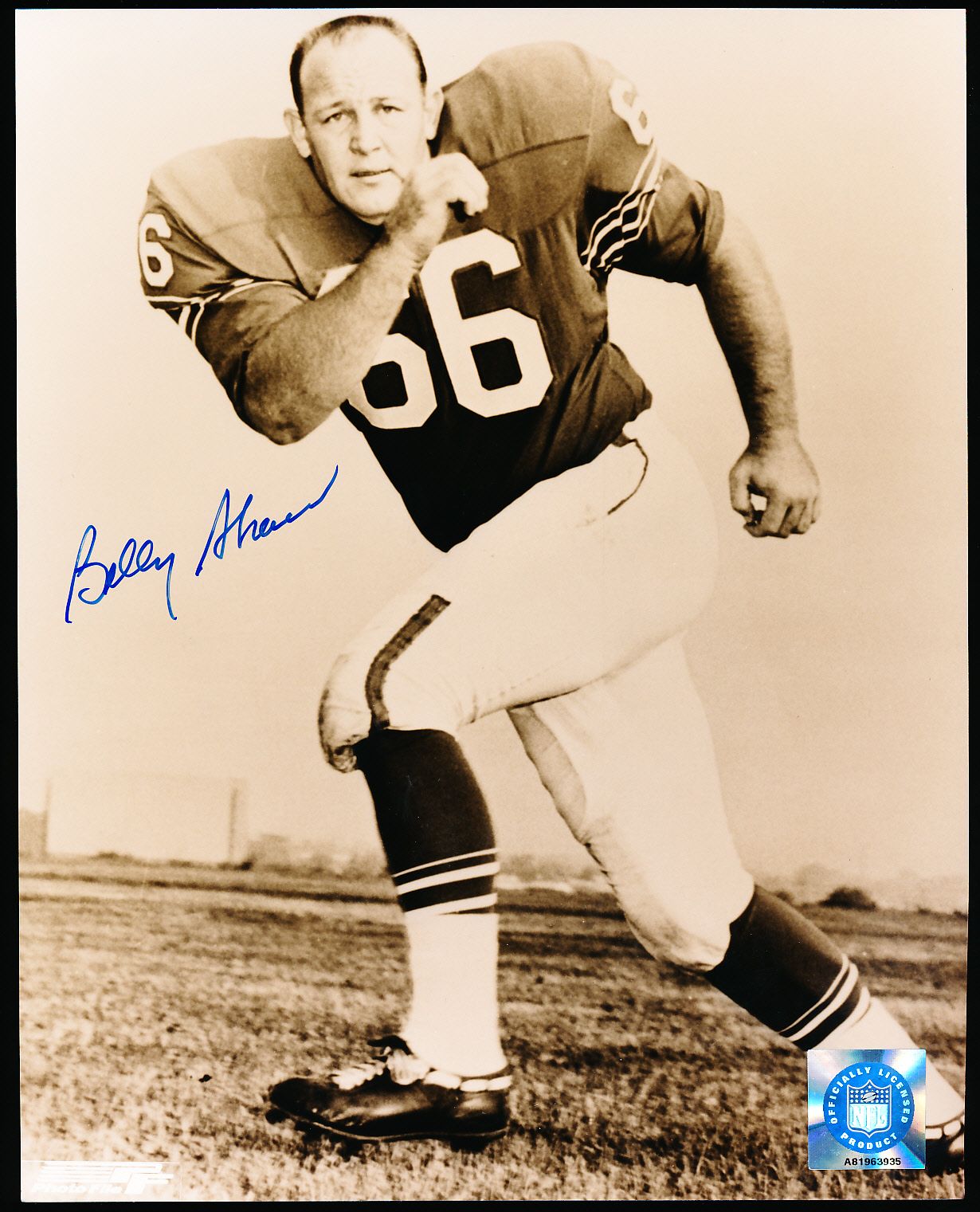 Lot Detail - Billy Shaw Autographed Buffalo Bills Sepia 8 x 10 Photo