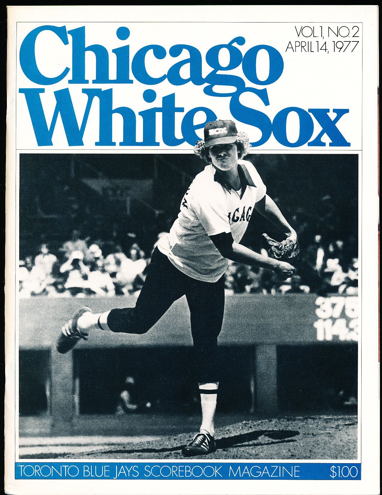 Lot Detail - 1977 April 14- Chicago White Sox @ Toronto Blue Jays Bsbl.  Scorebook- Error