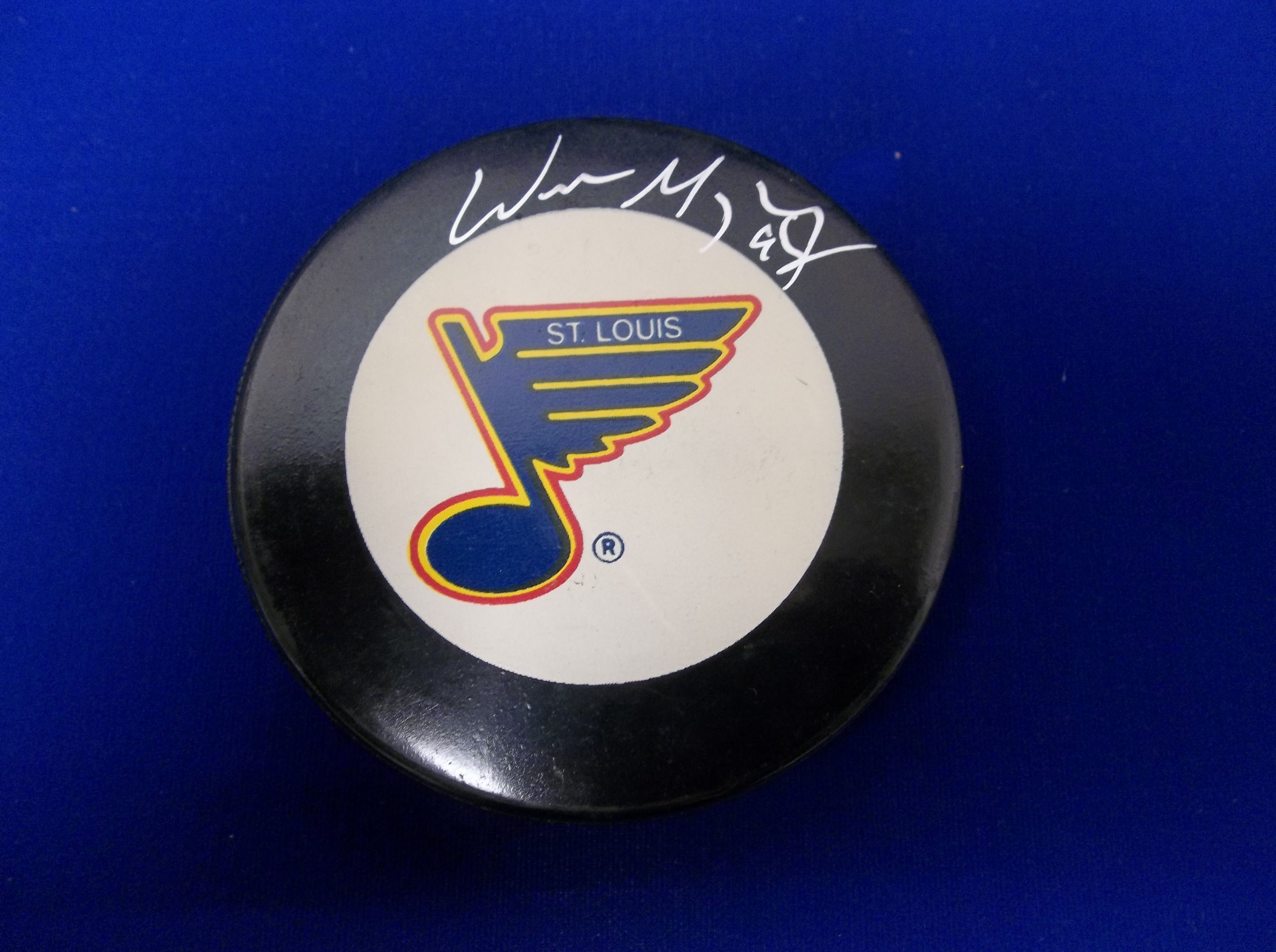 Wayne Gretzky Autograph Signed St. Louis Blues Hockey Puck Uda