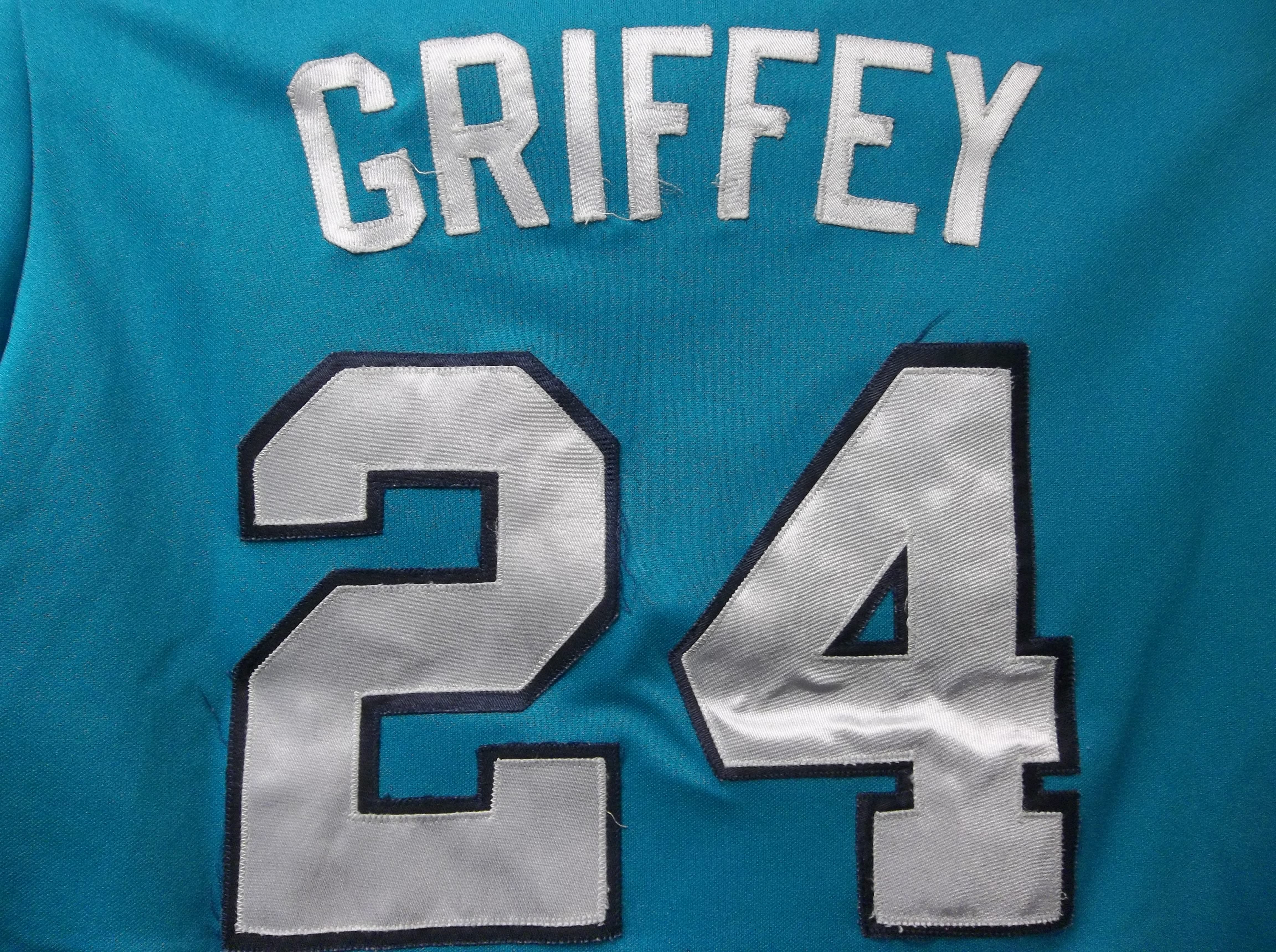 Lot Detail - Majestic Adult Large Seattle Mariners Ken Griffey Jr. #24 Authentic  Replica Teal Jersey
