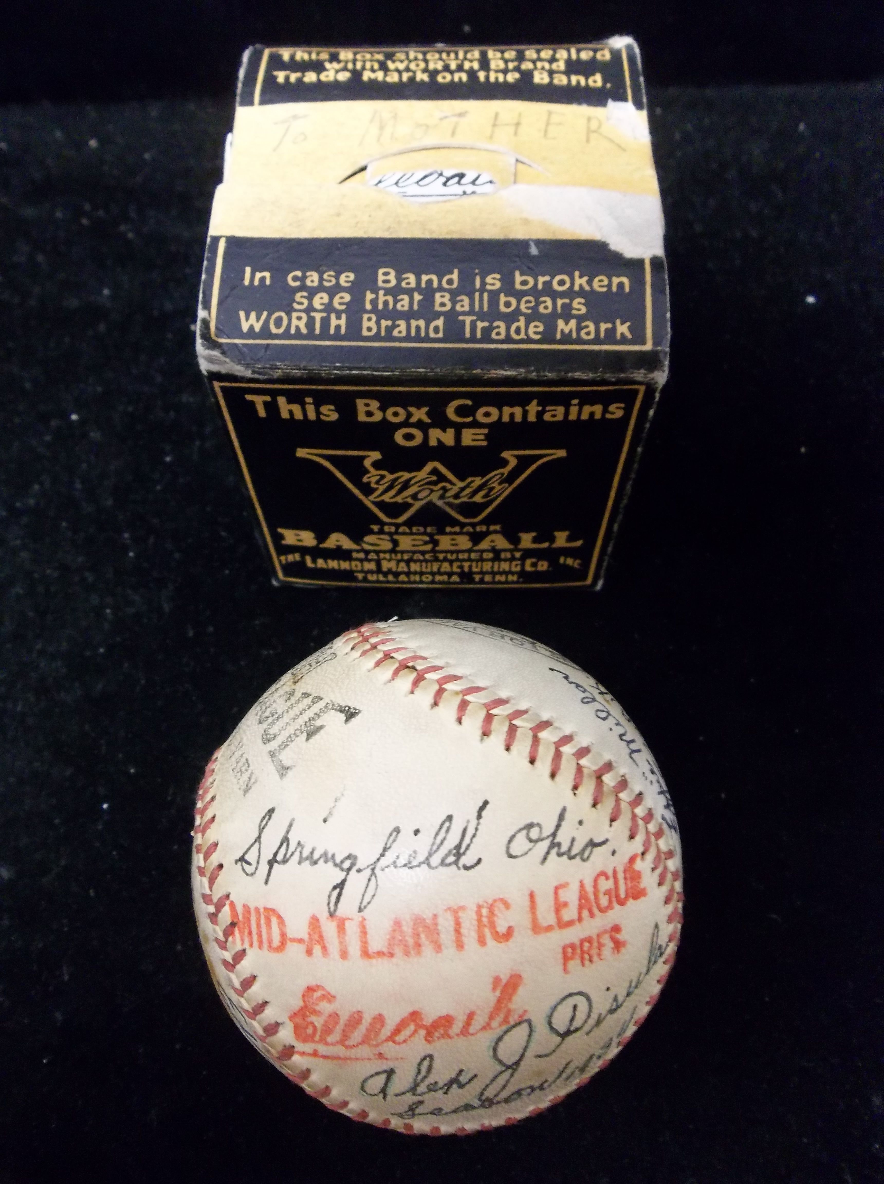 5 Things That Affect an Autographed Baseball's Value