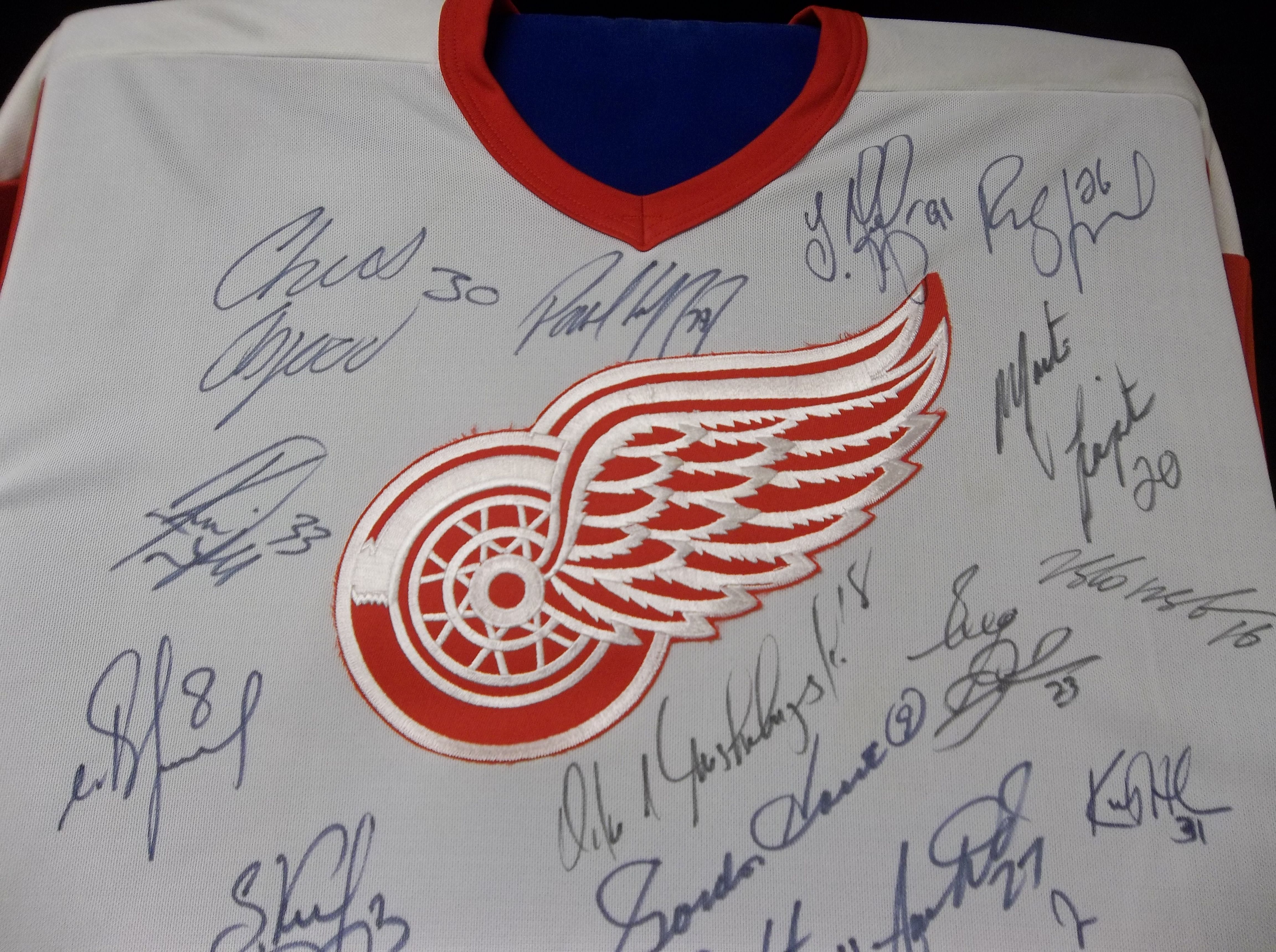 Howe, Delvecchio, Lindsay Autographed Detroit Red Wings Vintage CCM Replica  Jersey - NHL Auctions