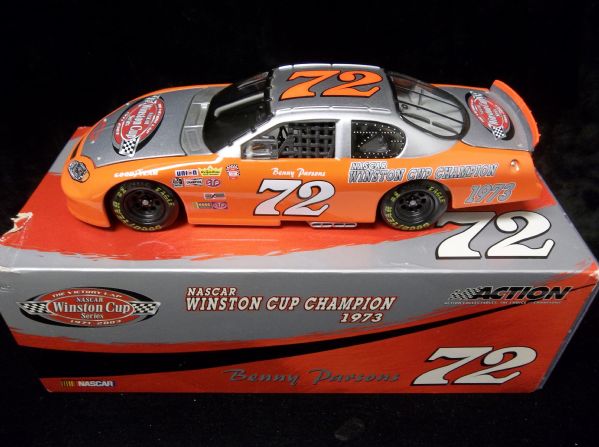 2003 Action 1:24 NASCAR Auto Racing Die-Cast Car- #72 Chevy Monte Carlo The Victory Lap/ 1973 Champion Benny Parsons