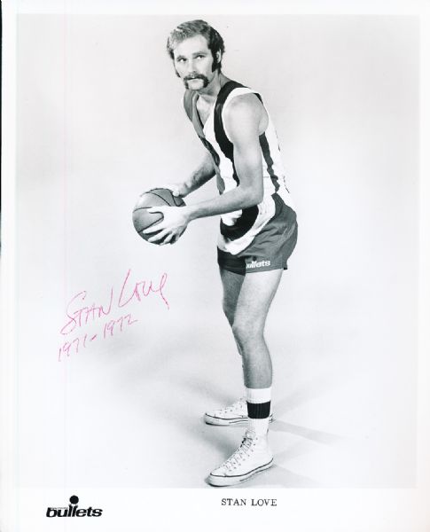 Stan Love Autographed Baltimore Bullets B/W Bskbl. 8” x 10” Photo