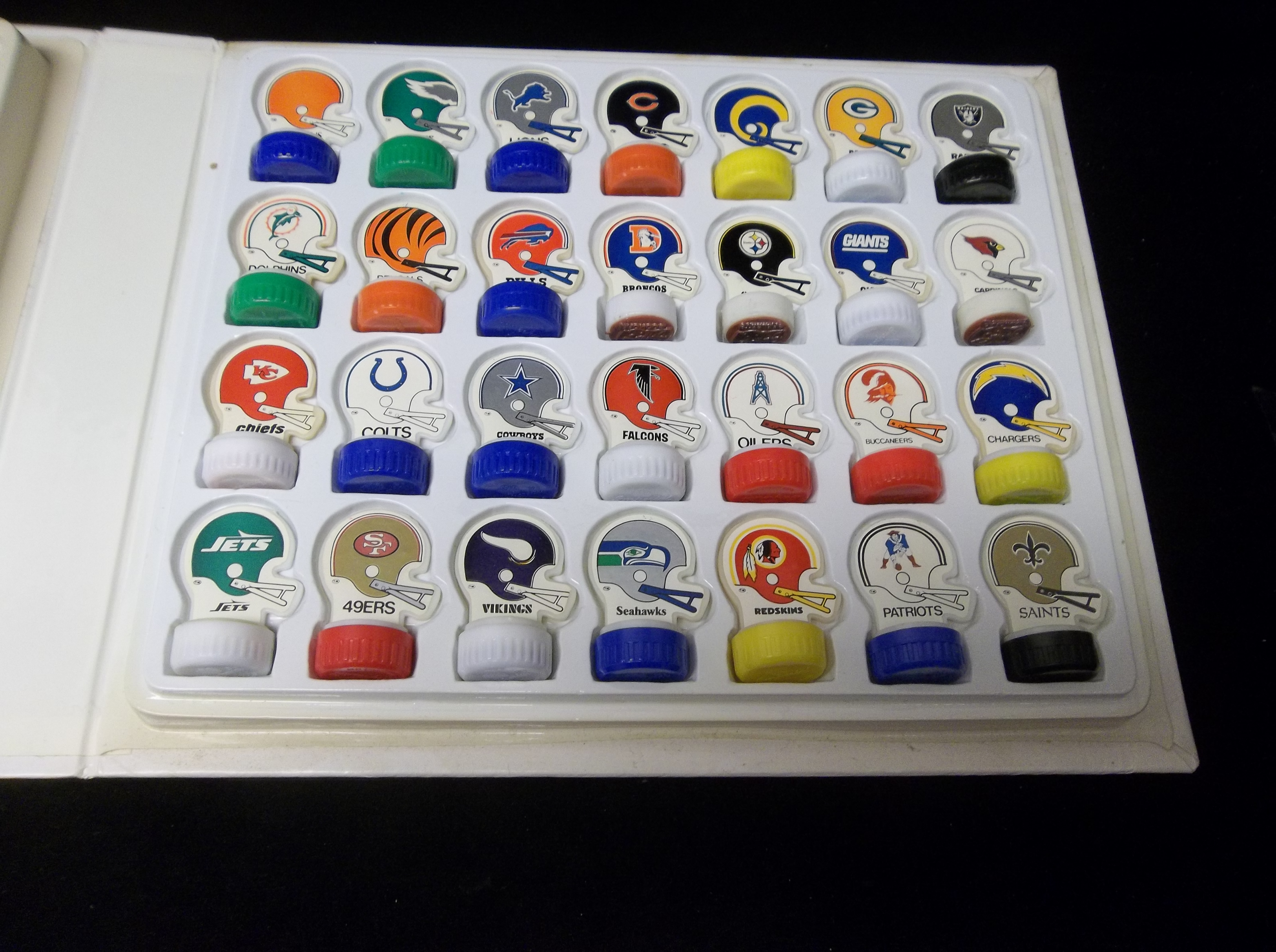 Lot Detail - 1984 Topps NFL Properties “Stamper Collector Case