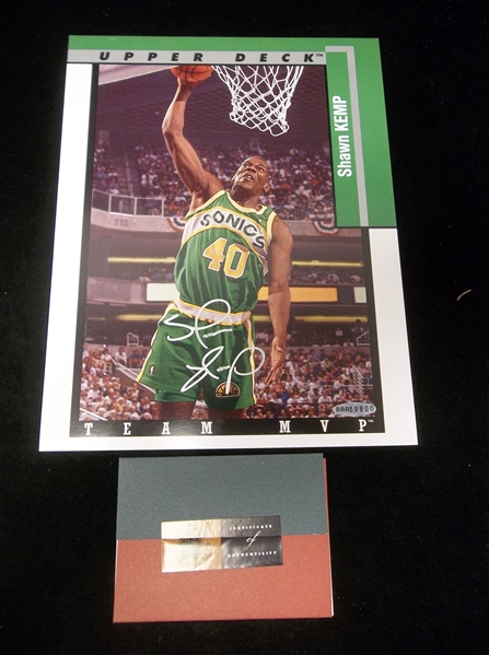 1993-94 Upper Deck Authenticated 8-½” x 11” “Team MVP Blow-Up Autograph” #TM25 Shawn Kemp, Sonics