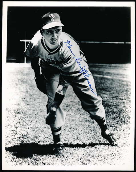 Ken Heintzelman Autographed Philadelphia Phillies Bsbl. B/W 8” x 10” Photo