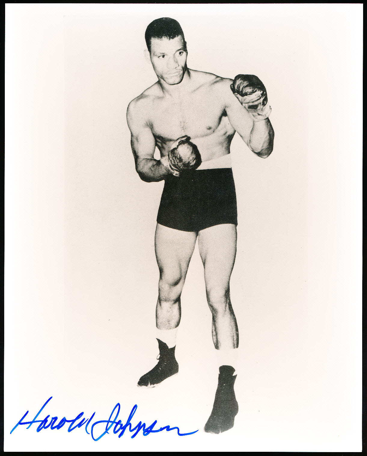 Lot Detail - Harold Johnson Autographed Boxing B/W 8” X 10” Photo