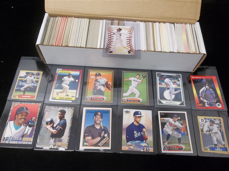 Baseball Star Lot- 700 cards