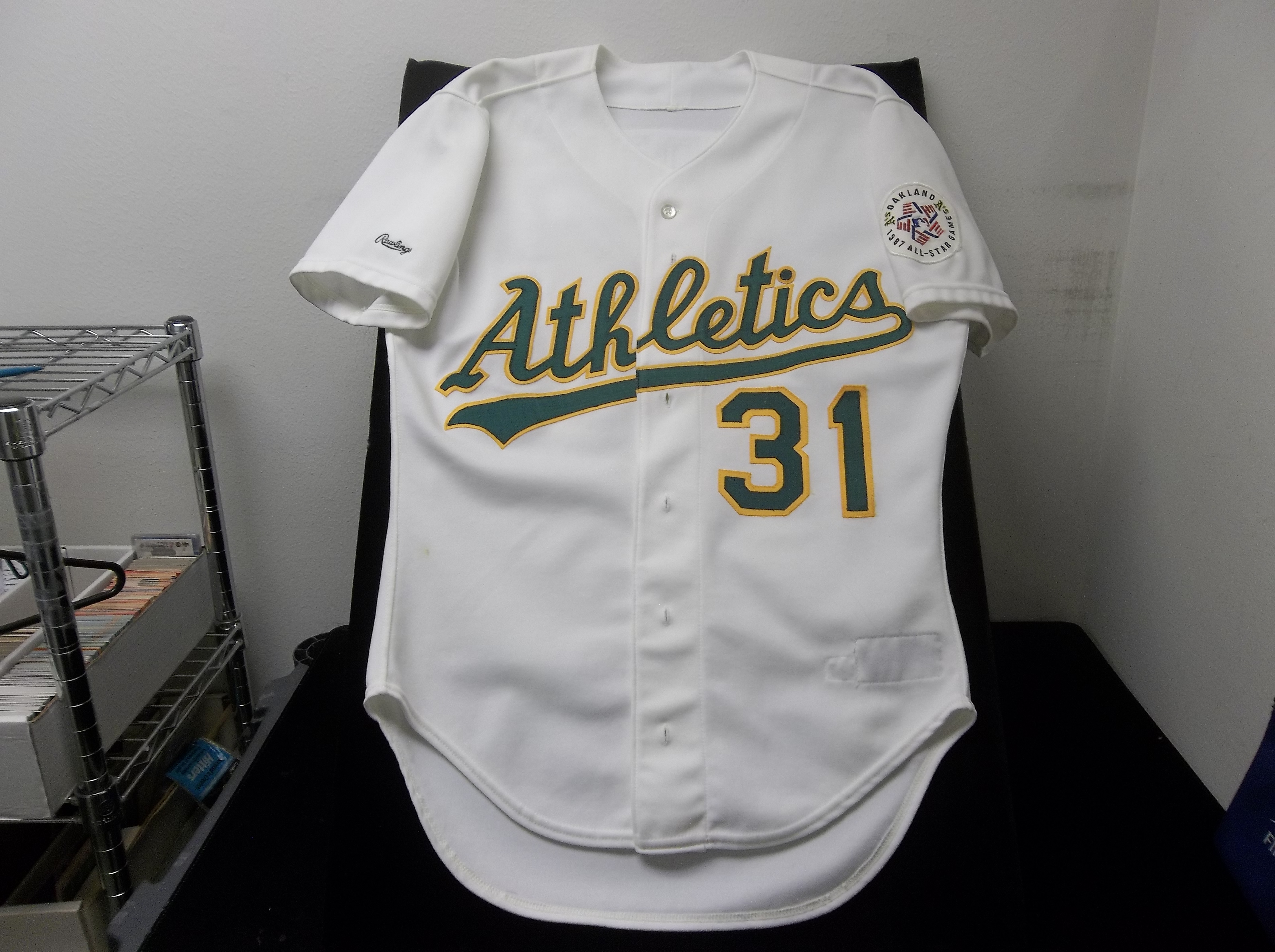 Lot Detail - Game-Worn 1987 Oakland A's Rawlings MLB #31 Brian