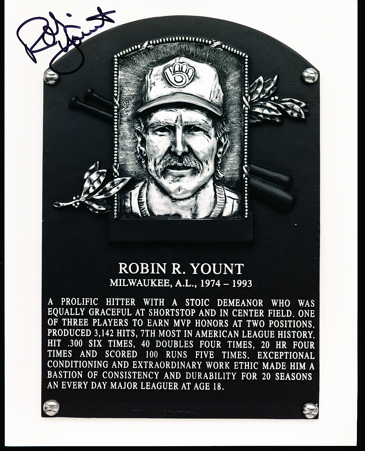 Robin Yount Autographed Picture - 8x10 8X10