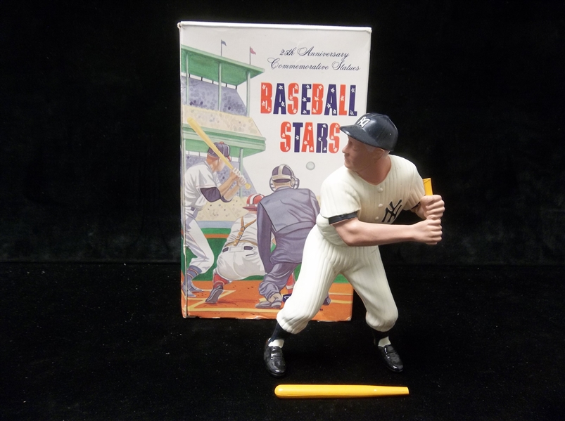 1988 Hartland Plastics, Inc. 25th Anniversary Mickey Mantle (Yankees) Figurine in Original Box
