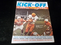 1961 Popular Library “1961 Football Yearbook Kick-Off” Magazine- Ernie Davis Syracuse Cover
