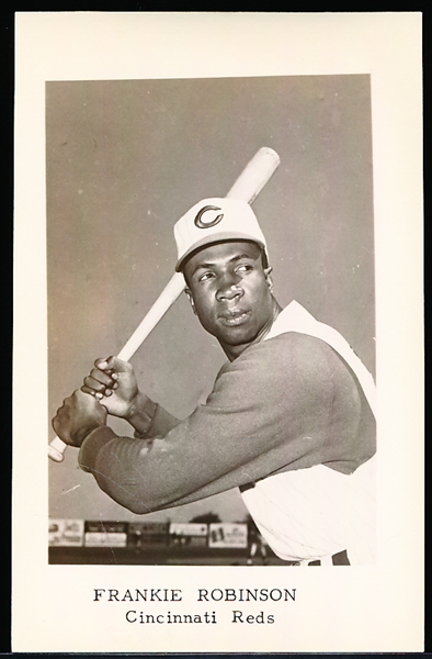 1962 Cincinnati Reds MLB Team Issue B/W Photo Postcard- Frankie Robinson