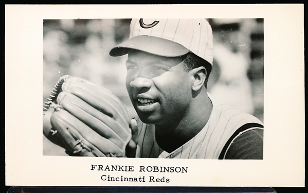 1965 Cincinnati Reds MLB Team Issue B/W Photo Postcard- Frankie Robinson