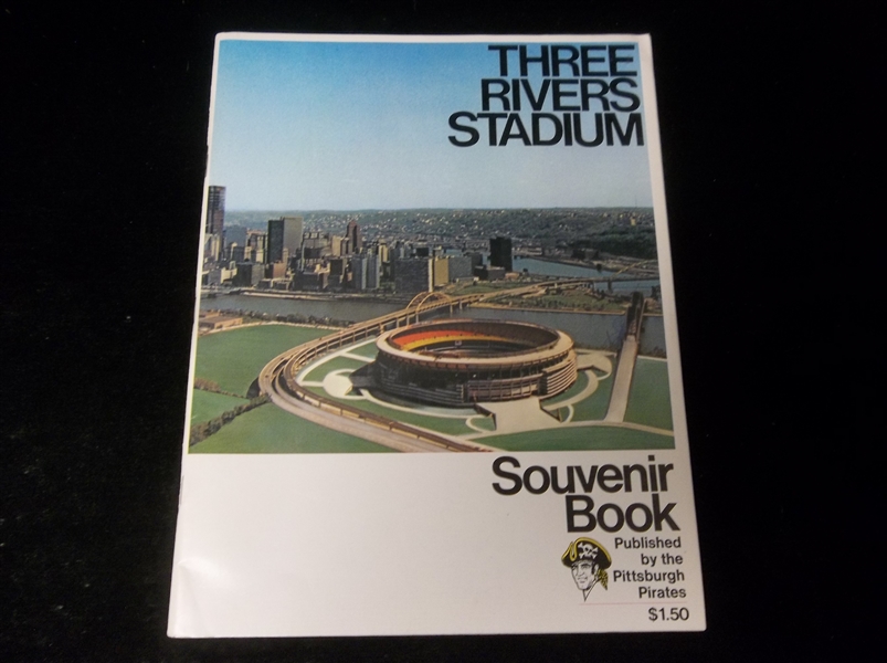 1970 Pittsburgh Pirates MLB Three Rivers Stadium Magazine