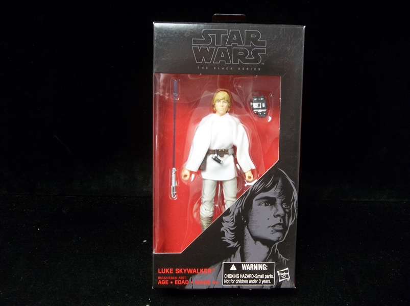 2015 Hasbro Star Wars Black Series “Luke Skywalker” Figurine in Original Box