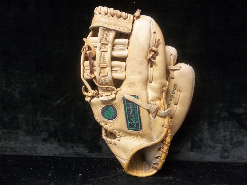 1970’s Sears Roebuck Ted Williams Signature Model Pro-Style Flex-Action Fielder’s Glove