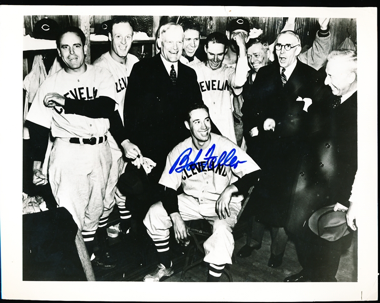 Autographed Bob Feller Cleveland Indians MLB B/W 8” x 10” Photo