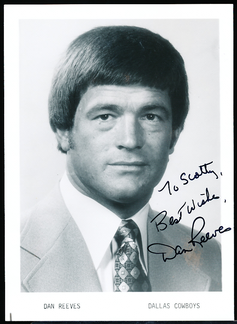 Lot Detail - Autographed Dan Reeves Dallas Cowboys NFL B/W 5” X 7” Photo