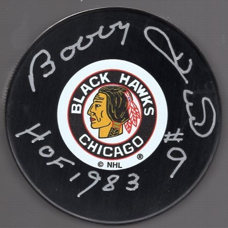 Autographed Bobby Hull Chicago Black Hawks Official NHL Logo Puck- Beckett Certified