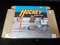 1972-73 Topps Hockey Folded-Down 10 Cent Display Box Signed on Lid by Wayne Cashman