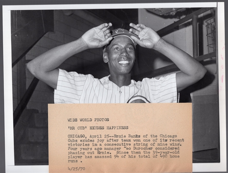 April 25, 1970 Sport/ World Wide Photos Ernie Banks Chicago Cubs MLB B/W 7” x 9 Photo with Slug
