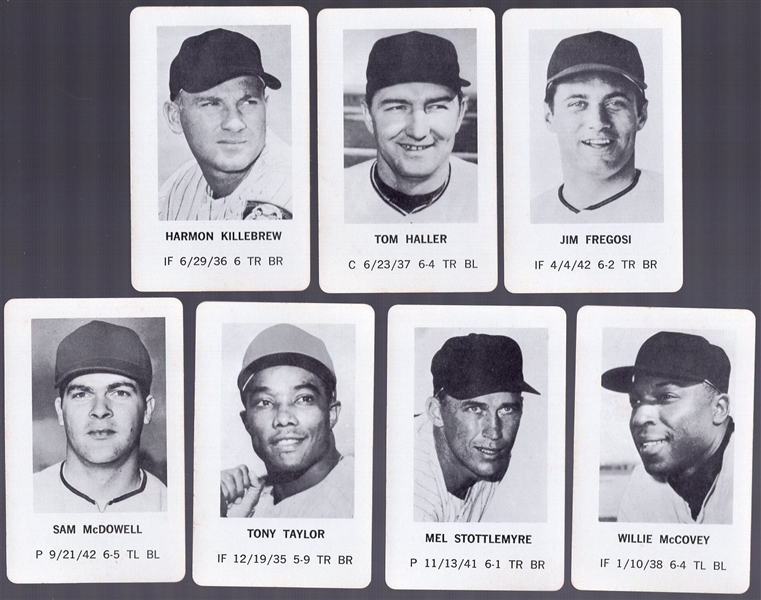 1970 Milton Bradley Baseball Game- 7 Diff