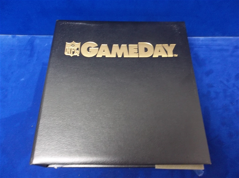 1992 GameDay Ftbl.- 1 Complete Set of 500 Cards in “GameDay” Plastic Pages with “GameDay Send-In Binder